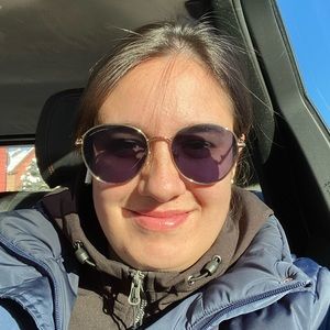 Meet your Posher, Thayna